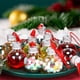 thumbnail image 4 of 10 piezas de adornos para árbol de Navidad rellenables con forma de bombillas de plástico transparente para botellas de agua y bebidas alcohólicas, colgante con forma de campana para decoración de fie, 4 of 5