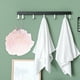thumbnail image 5 of Esponja de loofah para baño y ducha de 1 pieza con polka dots para el baño en rosa, 5 of 6