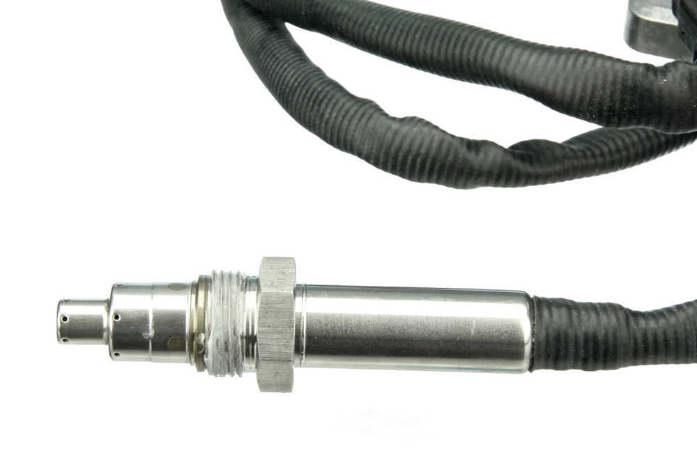 URO Parts URO-019151 Nitrogen Oxide (NOx) Sensor