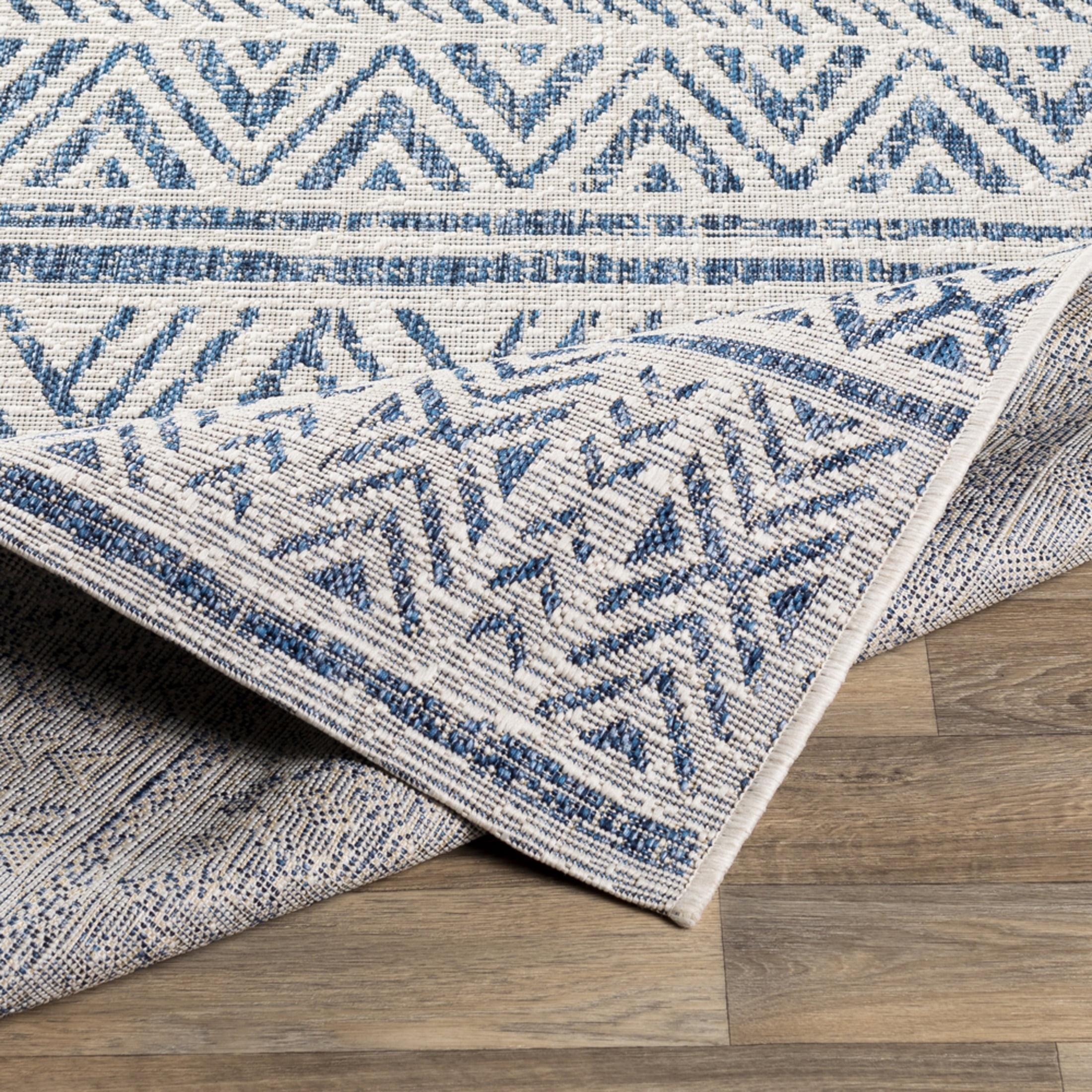 Livabliss Outdoor Rugs, 9ft Round Eagean Global Blue Square Area Rug for Patio, Porch, Deck, Backyard, Waterproof Indoor Outdoor Carpet (7'10" x 7'10")