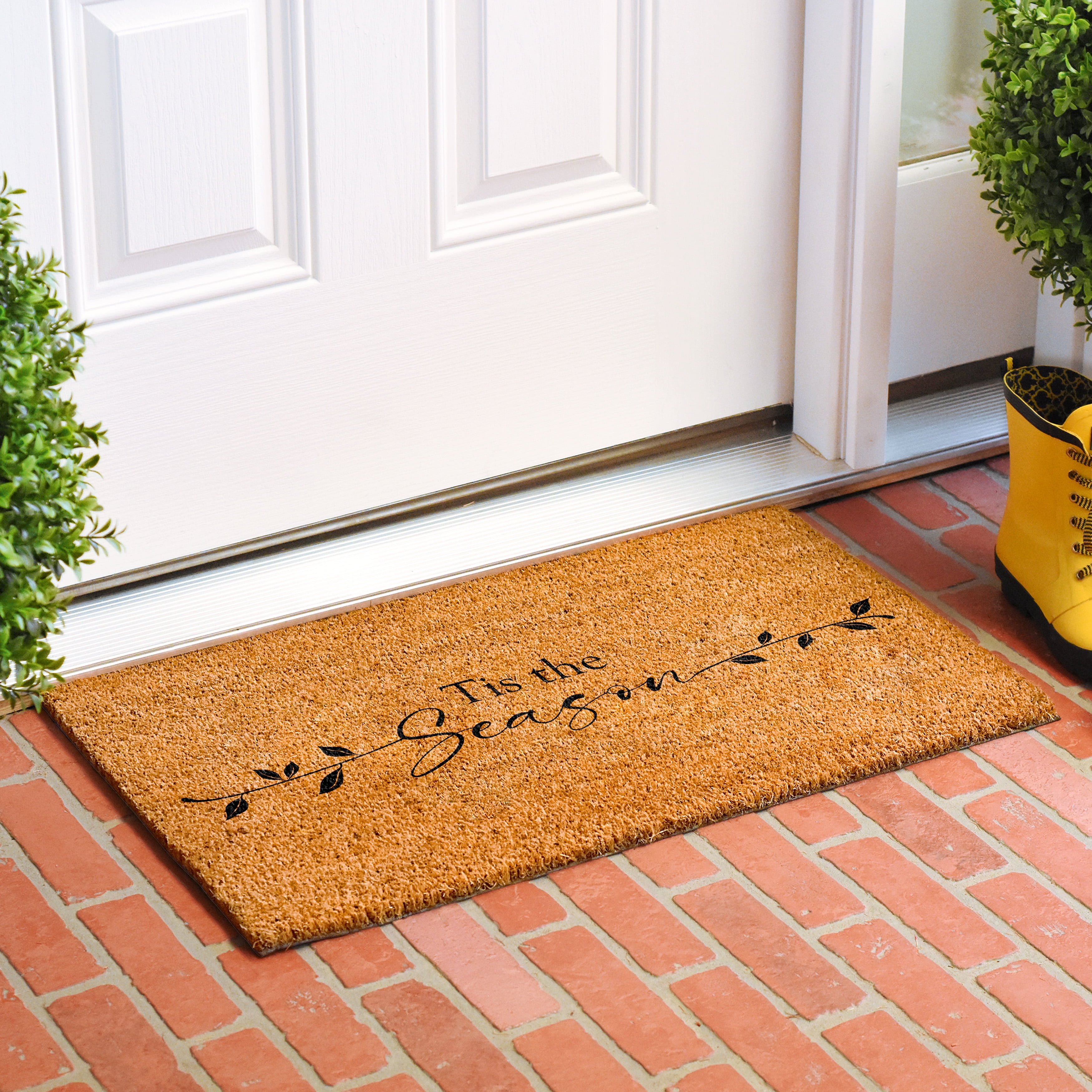 Calloway Mills 111851729 Tis the Season Doormat 17" x 29"