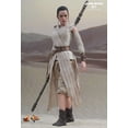 thumbnail image 4 of Rey (MMS336) Star Wars: The Force Awakens 1/6 Scale Movie Masterpiece Figure, 4 of 5