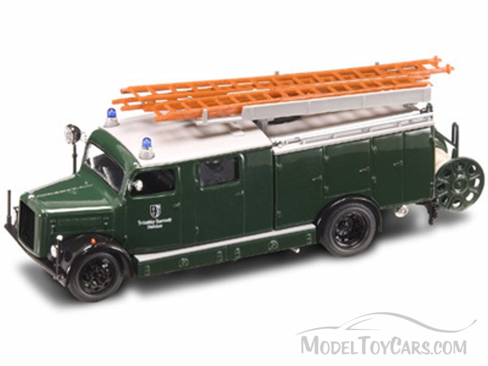 Featured image of post Green Fire Engine Toy / I made a scratch on the hood during recovery.