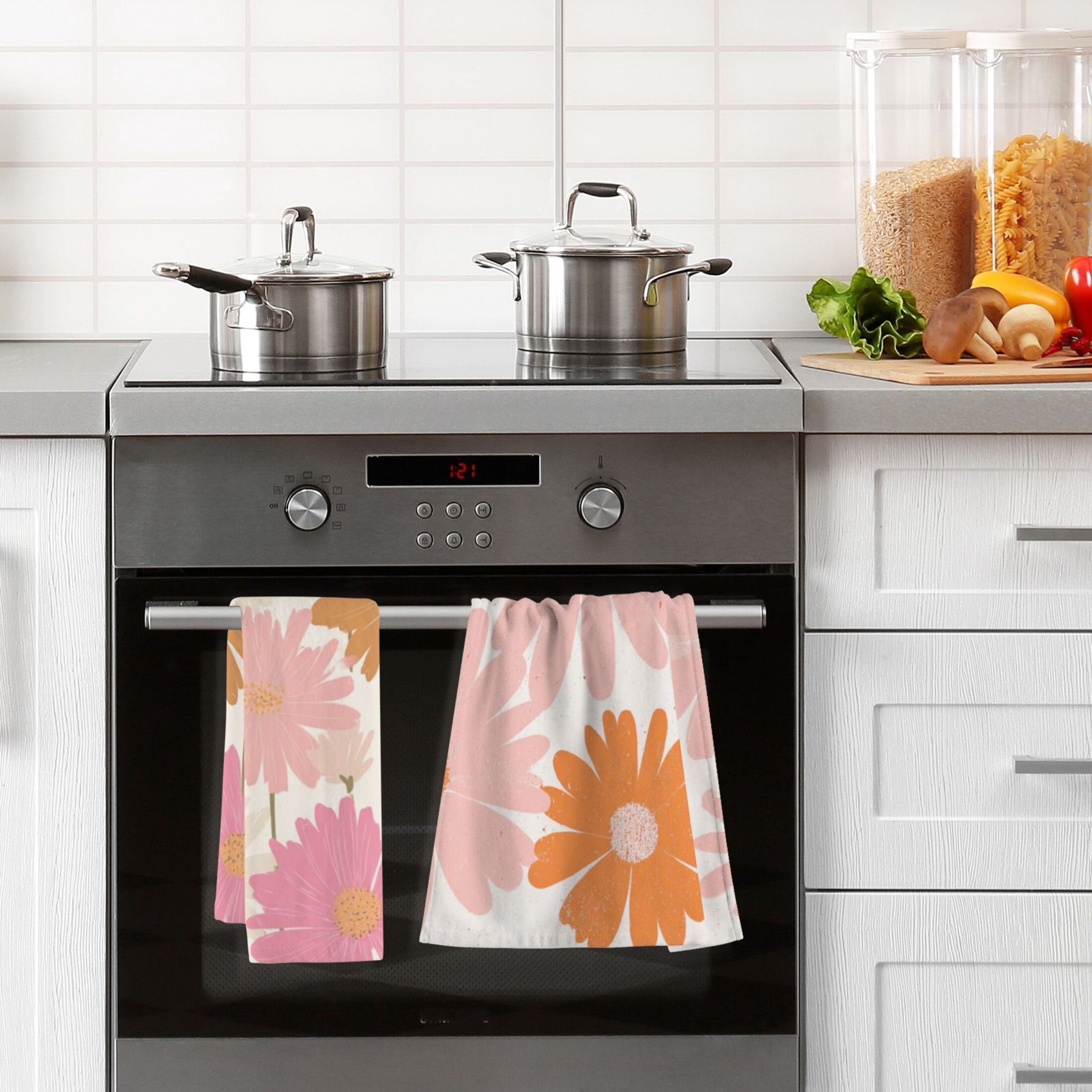 2-Pack Soft 100% Cotton & Highly Absorbent Bath Towel 2 Defferent Pattern Designs Daisies Small Daisies
