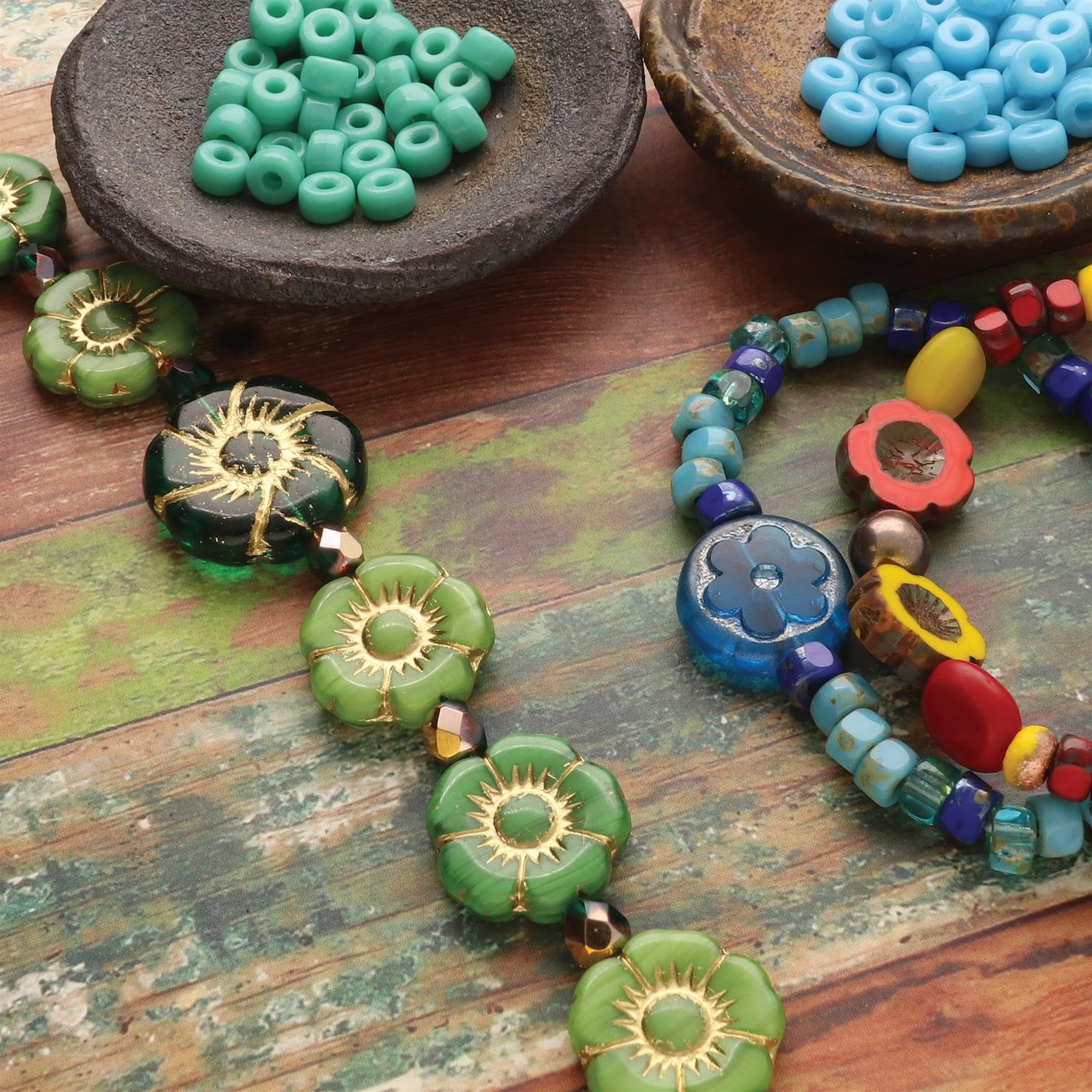 The Beadsmith Czech Glass Strands - High Quality, Pressed & Table Cut Beads - 6 x 7-Inch Strands, 15 Beads Per Strand – Green Hibiscus Mix – For Jewelry Making, Decorations & DIY Crafts