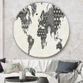 thumbnail image 3 of Designart 'carte des Médaillons' Art Mural Rond Traditionnel en Métal, 3 of 3