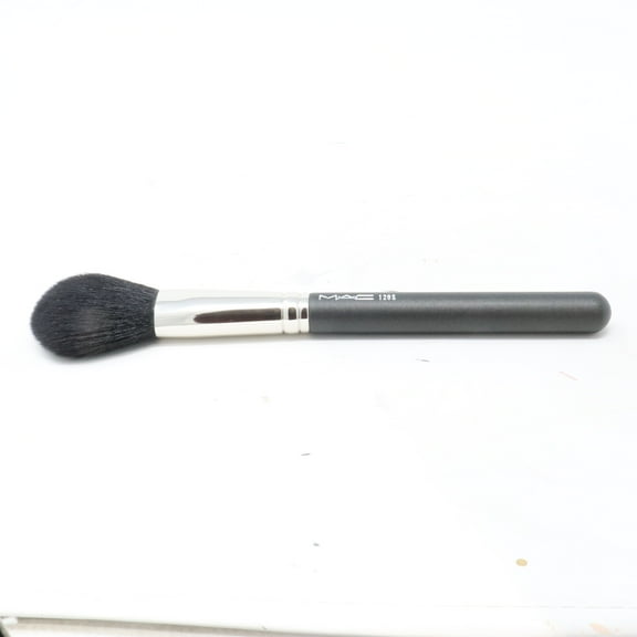 Mac Brushes - #129 Powder/ Blush Brush ( Face ) ---