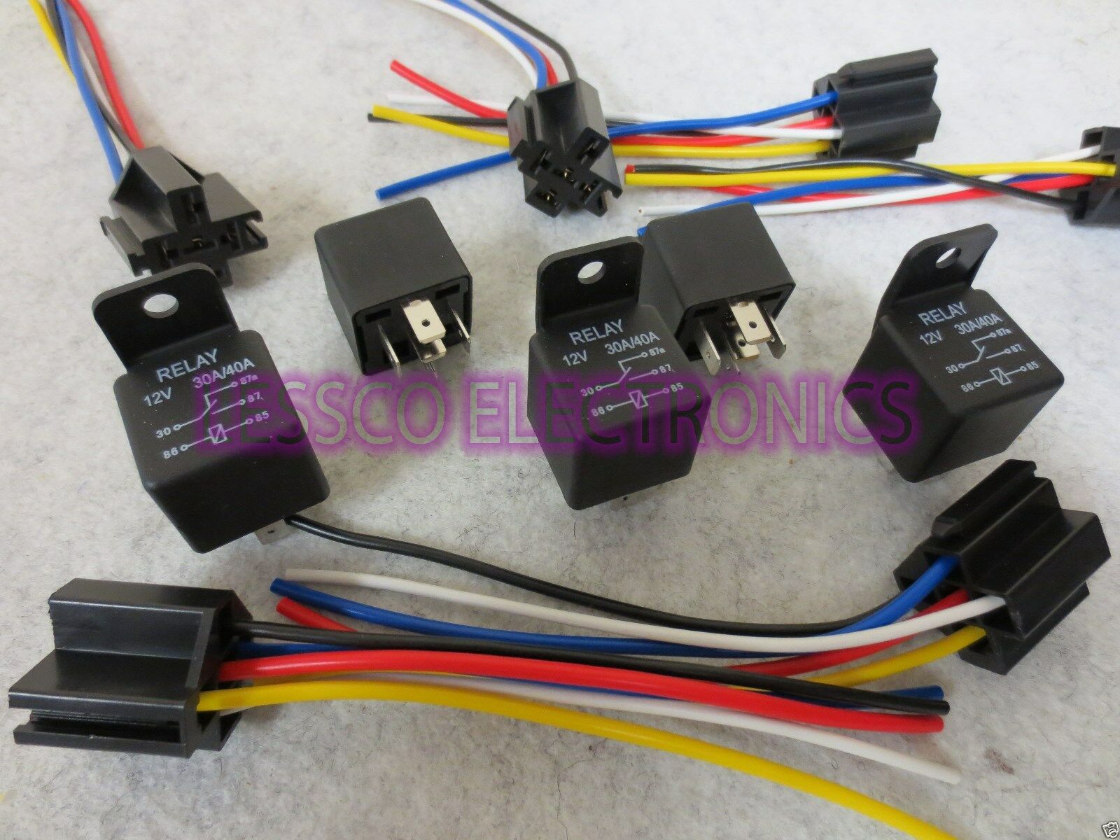 Lot of 5 X 12 Volt Heavy Duty 12v 30/40 Amp Relays SPDT with Prewired Sockets