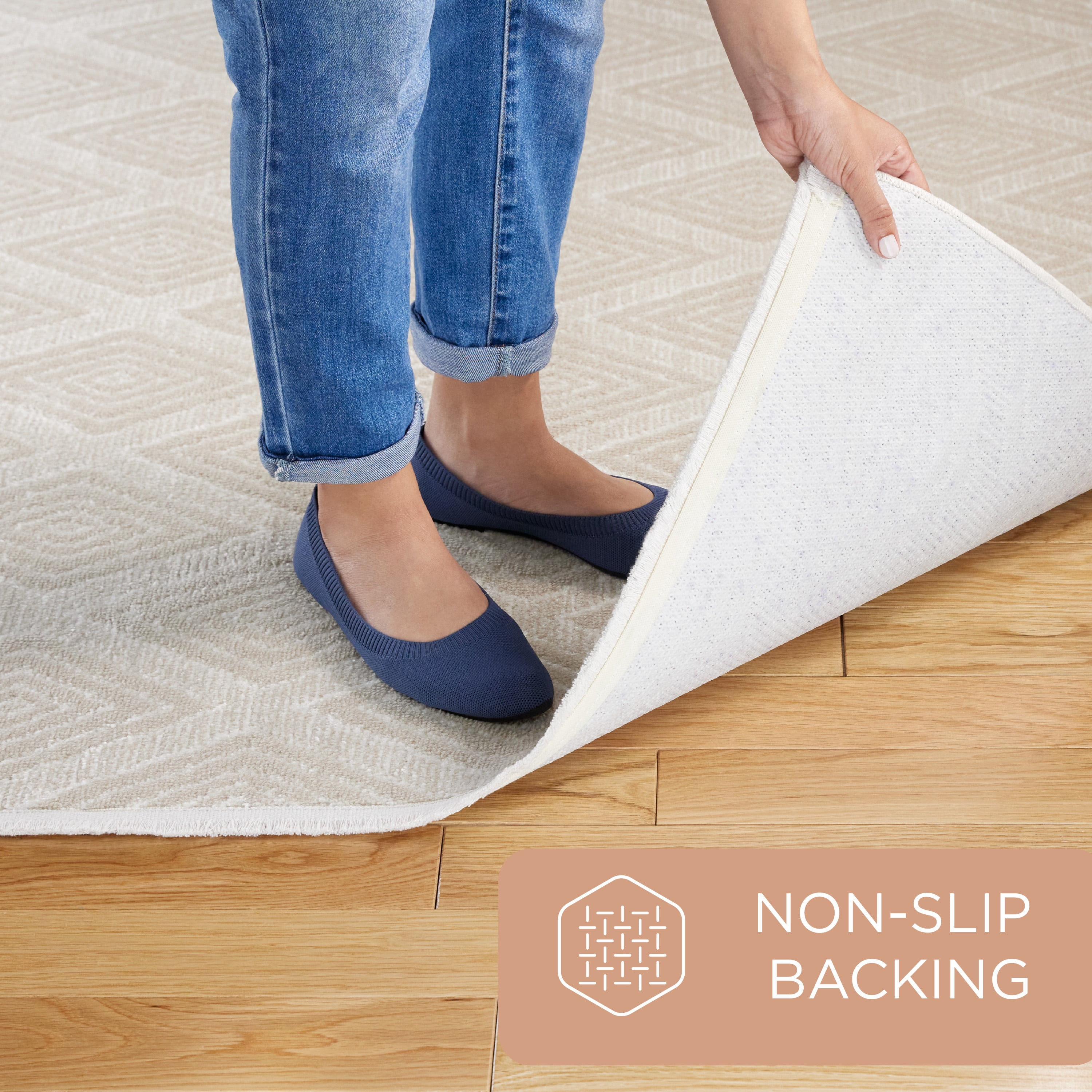 TOWN & COUNTRY EVERYDAY Rein Solid Diamond Everwash® Washable Area Rug with Non-Slip Backing, Pet Friendly Rug, Beige, 5'2"x7'2"