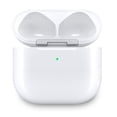 thumbnail image 1 of Estuche de carga inalámbrica compatible con auriculares inalámbricos – Carga USB-C y Qi, sincronización Bluetooth (auriculares no incluidos), 1 of 6