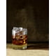 thumbnail image 2 of PAQUETE DE WHISKY JOHNNIE WALKER BLACK LABEL 12 YEARS 750ML / TEQUILA MAESTRO DOBEL DIAMANTE 700ML JOHNNIE WALKER Whisky 12 años, 2 of 2