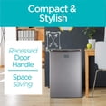 thumbnail image 3 of Refrigerador compacto BLACK+DECKER de 70 litros con congelador de 2.5 pies cúbicos, 3 of 7