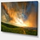 Coucher de Soleil Majestueux avec des Nuages d'Orage - Toile d'Illustration de Paysage – image 2 sur 3
