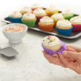 thumbnail image 3 of (Paquete de 24) Moldes para muffins, moldes de silicona antiadherentes para muffins, cupcakes, brownies, etc., diámetros de 7 cm (rosa, verde, morado, naranja, azul y rojo), 3 of 5