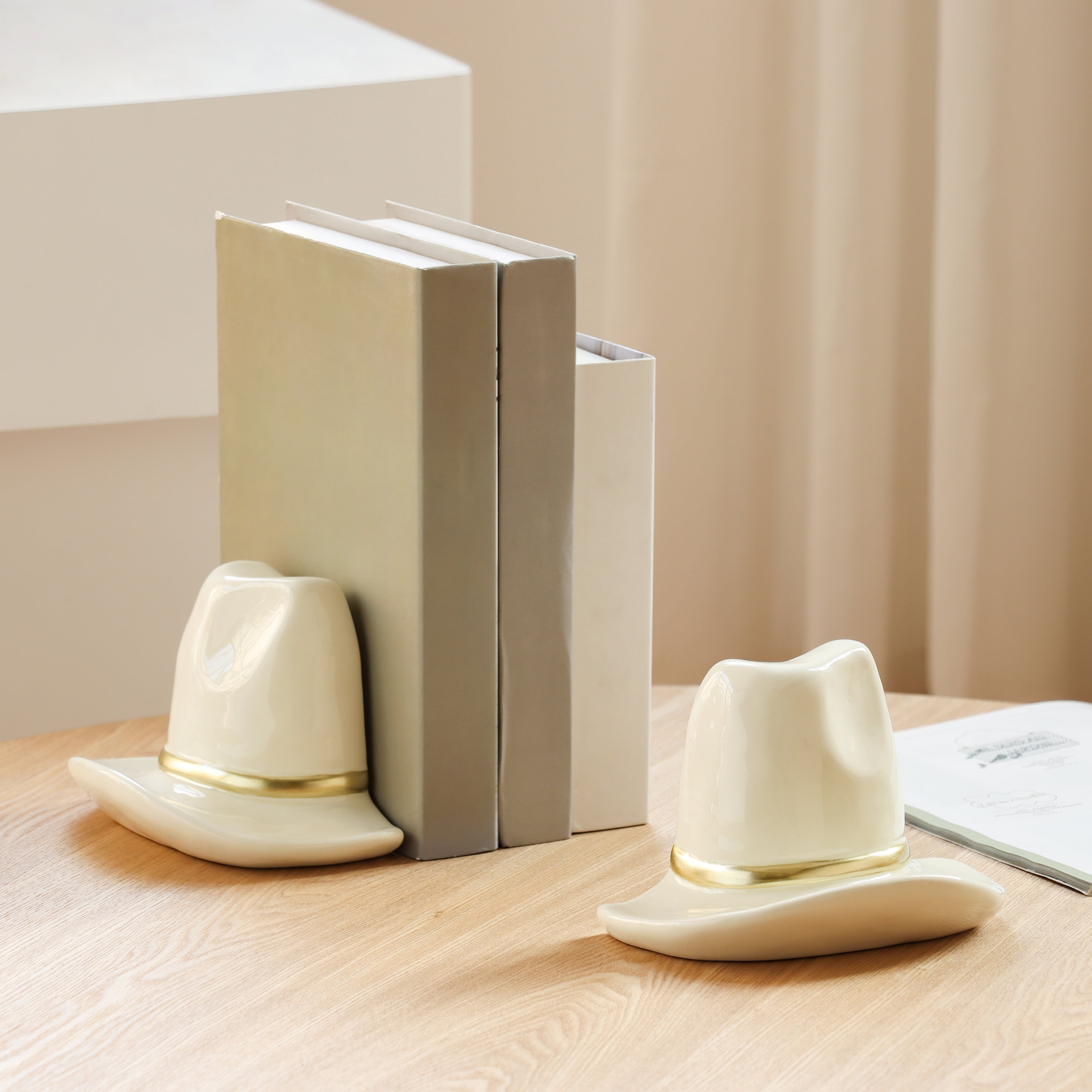 Mainstays White Ceramic Tabletop Cowboy Hat Bookends