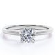 thumbnail image 1 of JeenMata Impresionante Anillo para Mano Derecha con Solitario de 1 Quilate de Talla Brillante Redonda Engastada en Garras en Baño de Oro Blanco de 18 K sobre Plata, 1 of 6