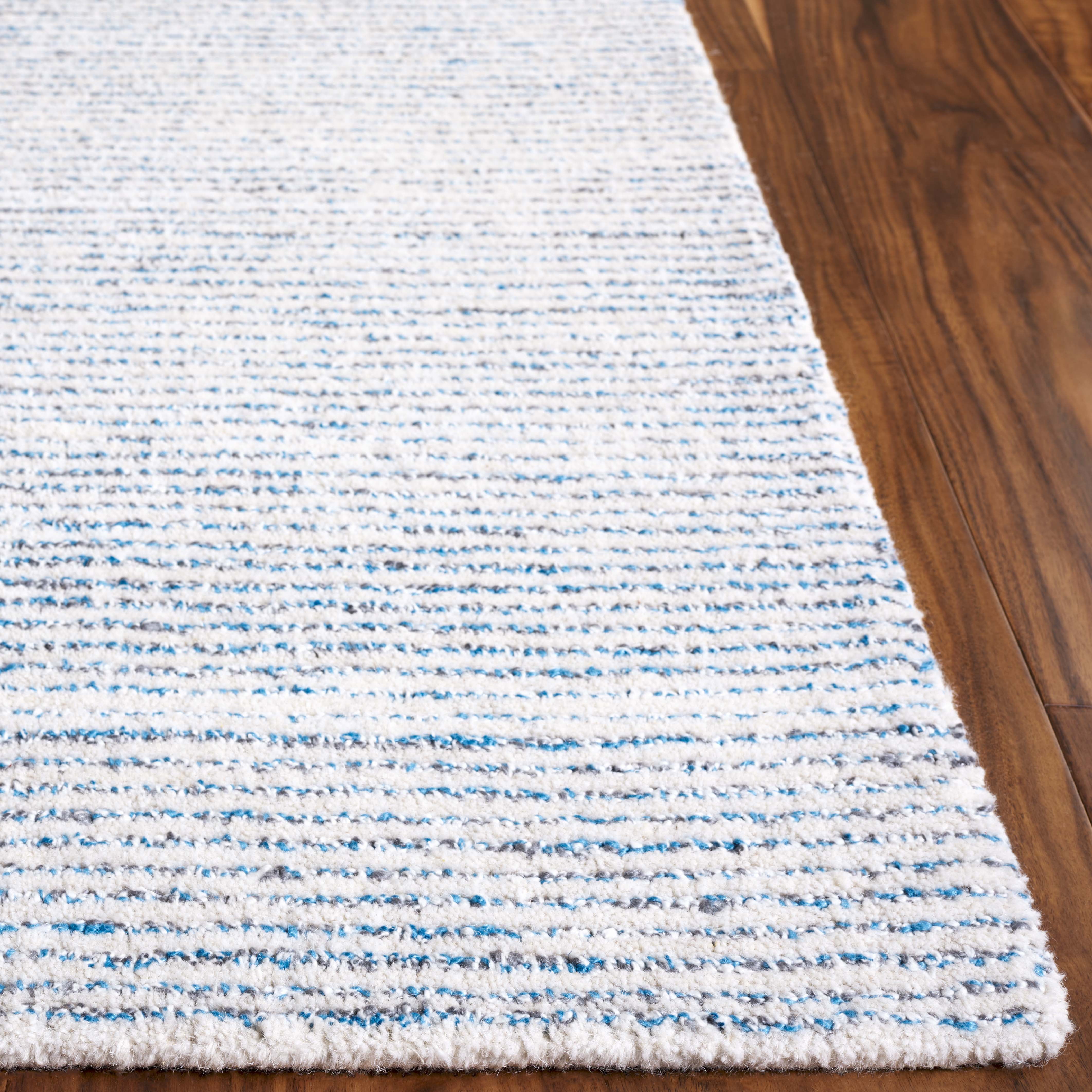 SAFAVIEH Abstract Rumen Solid Color Area Rug, Blue/Gray, 6' x 6' Square