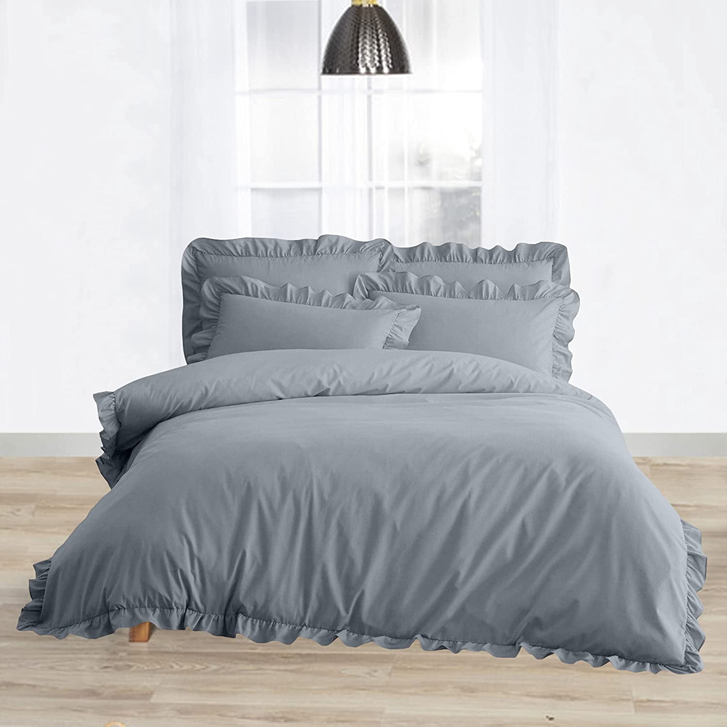 Delara Organic Cotton Duvet Set, 300 Thread Count, GOTS Certified, 3-Piece Ruffled Duvet cover with 2 Shams
