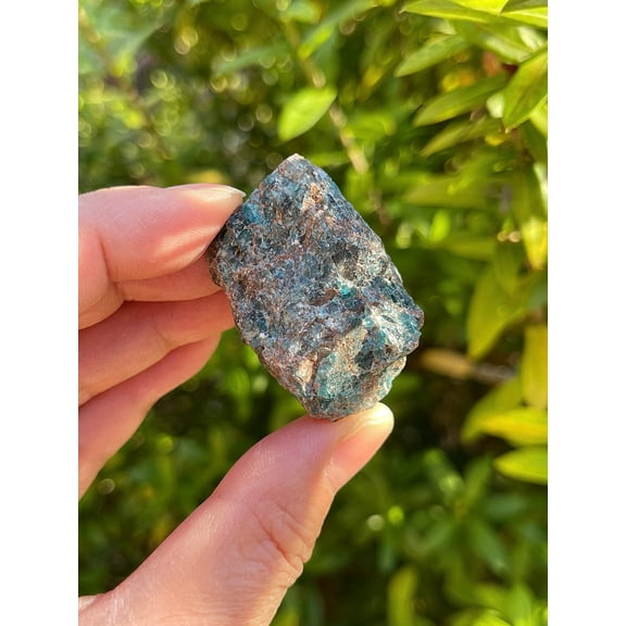 1 Pound Raw Apatite - Natural Apatite Stone, Natural Rough Apatite, Apatite Rough, Apatite Rocks (Apatite)