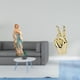 thumbnail image 2 of Escultura de María con gesto de manos. Estatua creativa de resina. Obra de arte decorativa para oficina, coche, sala de estar, estantería o, 2 of 8