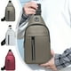 thumbnail image 1 of Bolso Bandolera Compacto para Hombre y Mujer - Correa de Hombro Ajustable, Mochila de Viaje Impermeable con Orificio para Auriculares, 30 X 17 X 5,5 Cm (11,81 X 6,69 X 2,17 Pulgadas), Blanco, Rojo y, 1 of 6