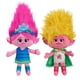 thumbnail image 1 of Set de peluche DreamWorks Trolls Band Together Poppy y Viva, 20 cm, 1 of 4