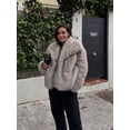 thumbnail image 4 of Chaquetas cálidas de piel sintética para mujer, abrigo corto de manga larga, de gran tamaño, con solapa sólida, a la moda, otoño e invierno, novedad de 2024, 4 of 5