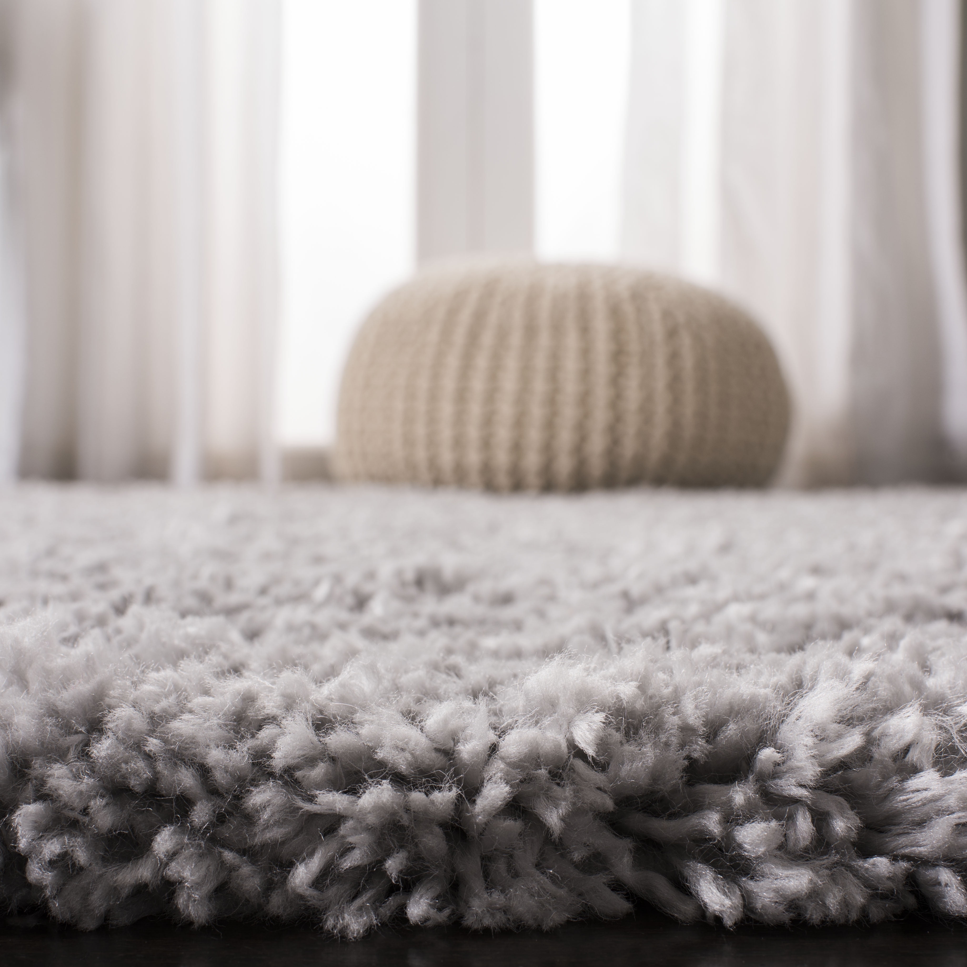 SAFAVIEH Fontana Jamie Solid Shag Runner Rug, Grey, 2'3" x 10'