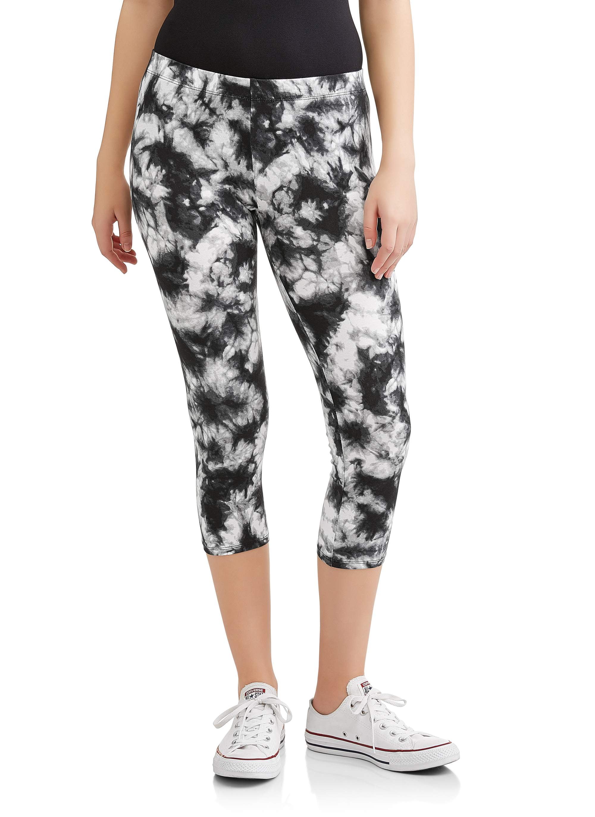 Juniors' Essential Capri Leggings (Prints and Solids)