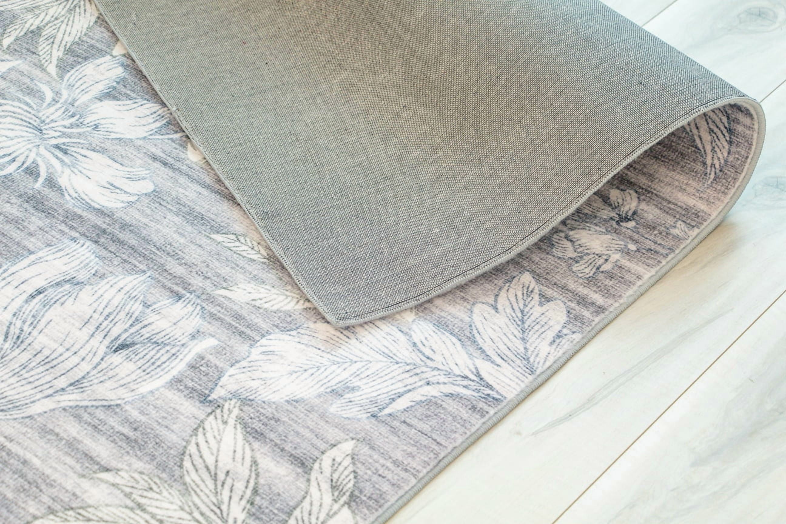 Rug Branch Modern Floral Indoor Area Rug