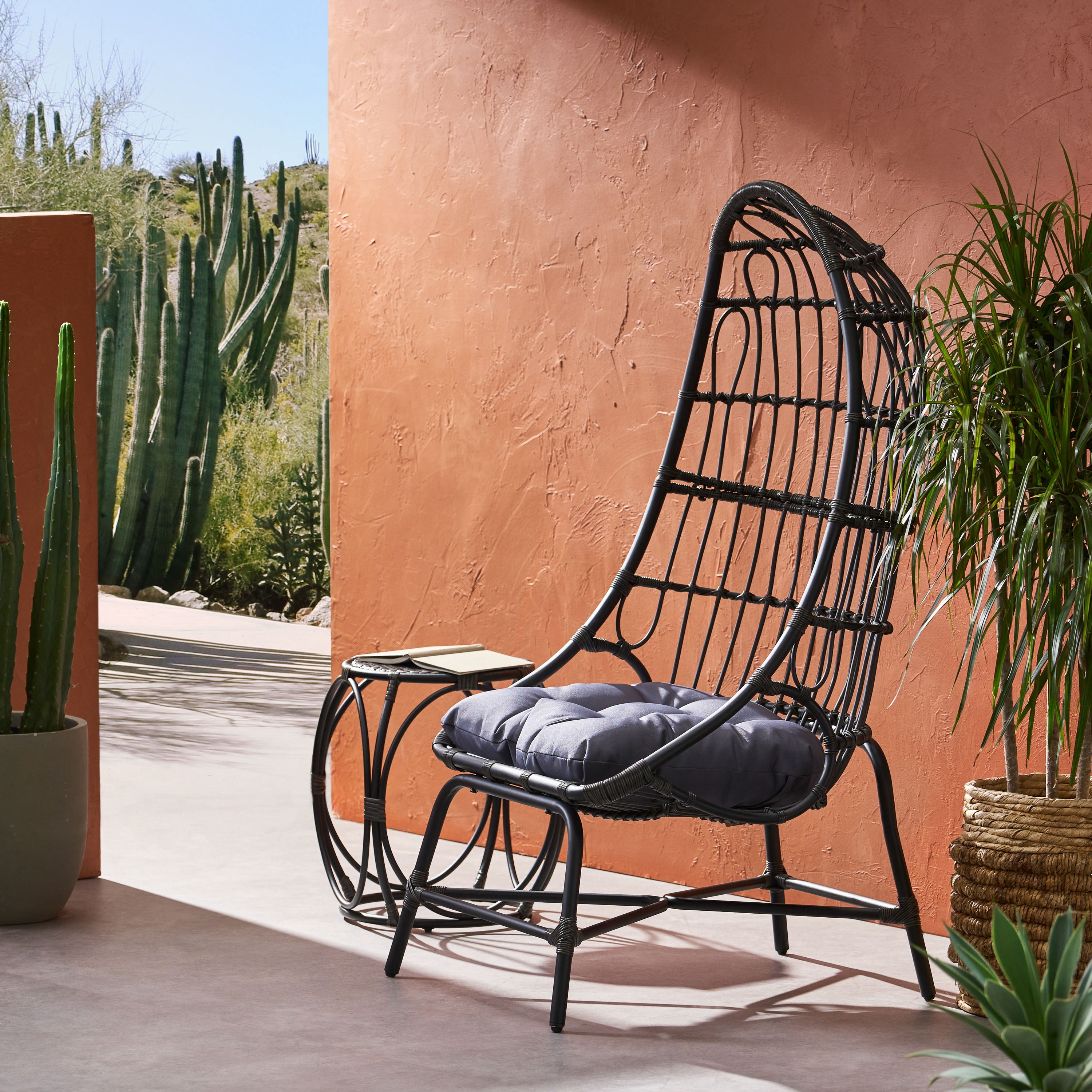 Outdoor Cocoon Shaped Leisure Chair, Wicker Weave Enclosed Single Seat for Patio Garden, Gray