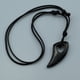 thumbnail image 3 of Collar con colgante en forma de diente de lobo de acero inoxidable con cuerda trenzada Irfora Silver, 3 of 7