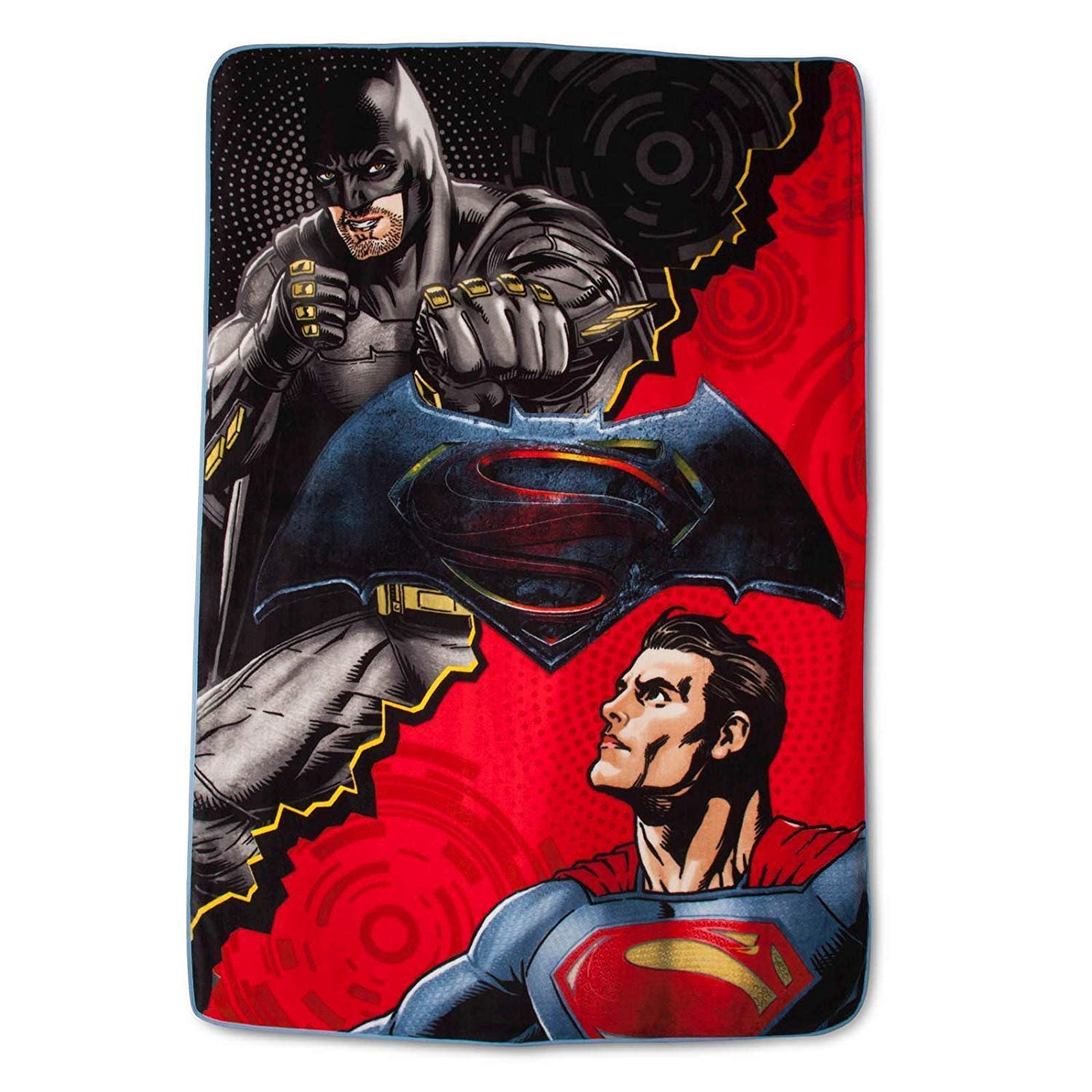 Batman vs Superman Plush Blanket Twin 62x90 Multicolor