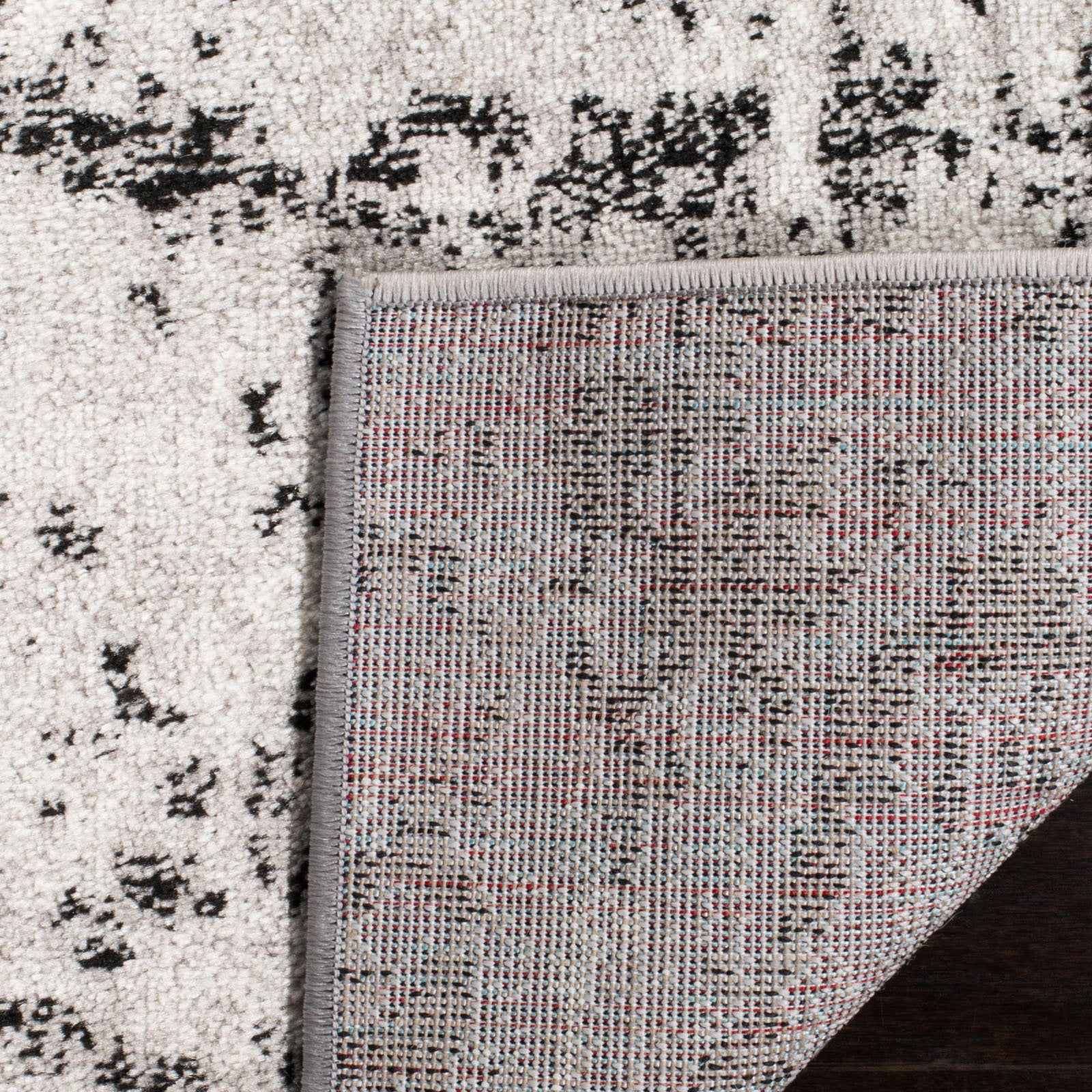 SAFAVIEH Skyler Joisse Abstract Area Rug, Charcoal/Ivory, 5'1" x 7'6"