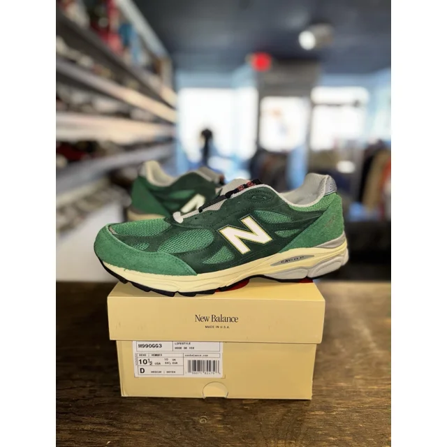 New Balance 990v3 MiUSA Varsity Green Gold Size 10.5