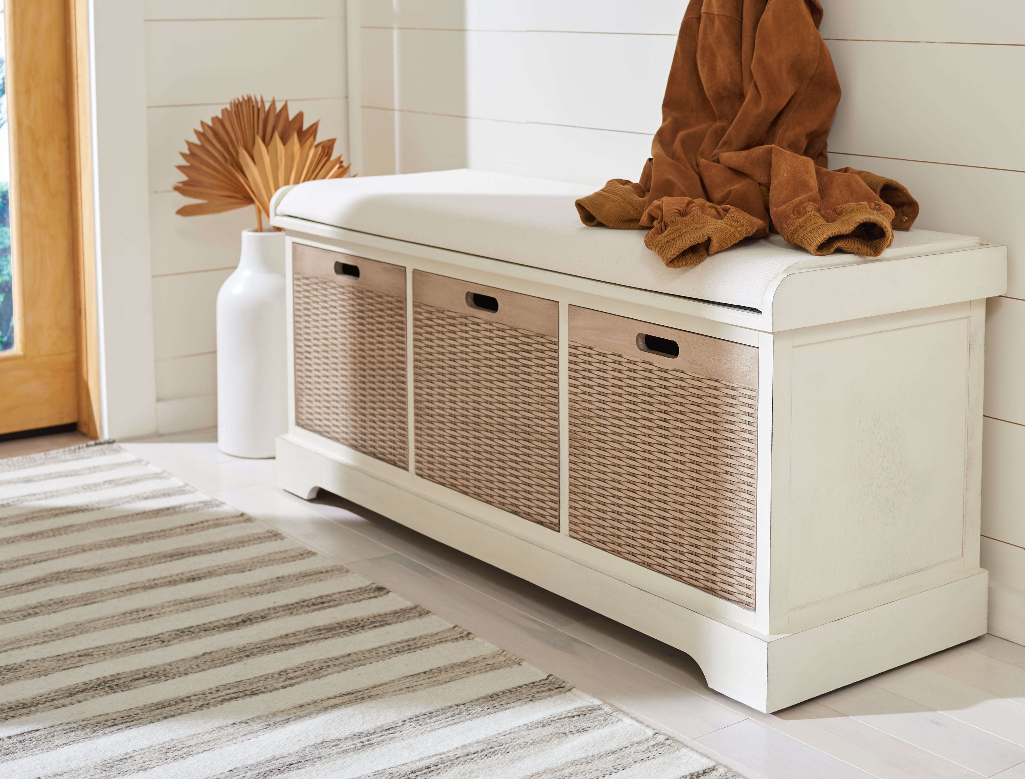 SAFAVIEH Landers 3 Drawer Storage Bench with Cushion, Distressed White