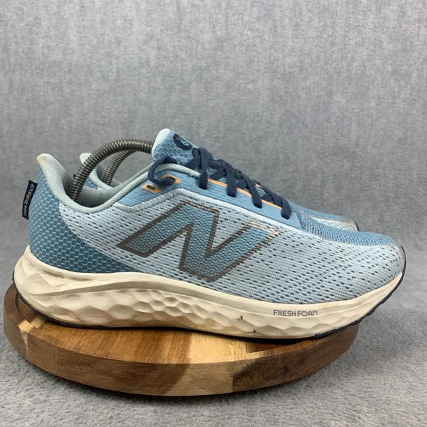 New Balance Fresh Foam Arishi V4 Shoes Mens Size 9.5 Blue Sneakers Running Gym