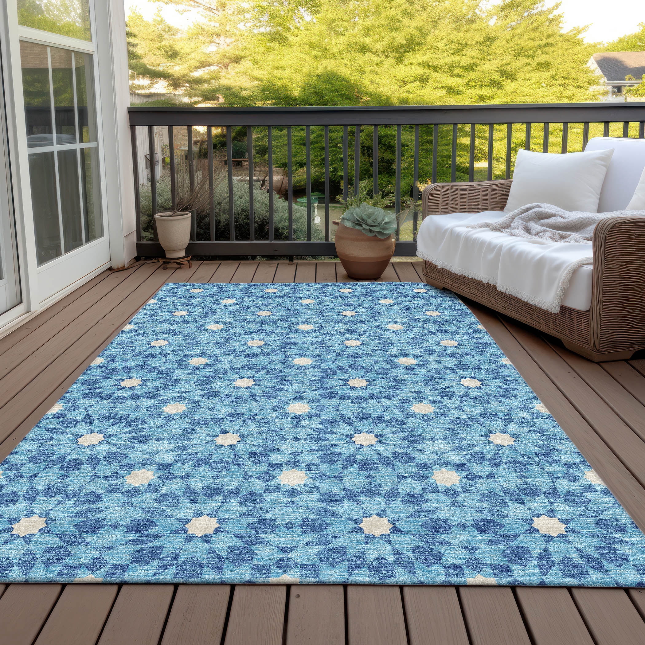 Addison Rugs Chantille Indoor/Outdoor Transitional Spiral Denim Washable Rectangle Rug, 5' x 7'6"