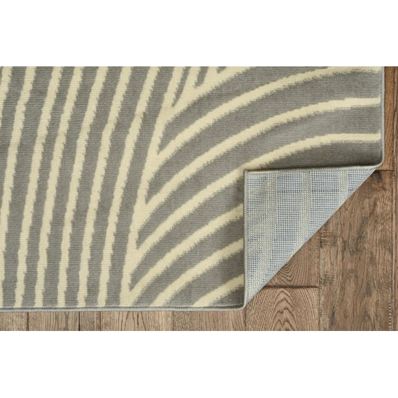 Riverbay Furniture 51" x 87" Transitional Fabric Rug in Gray