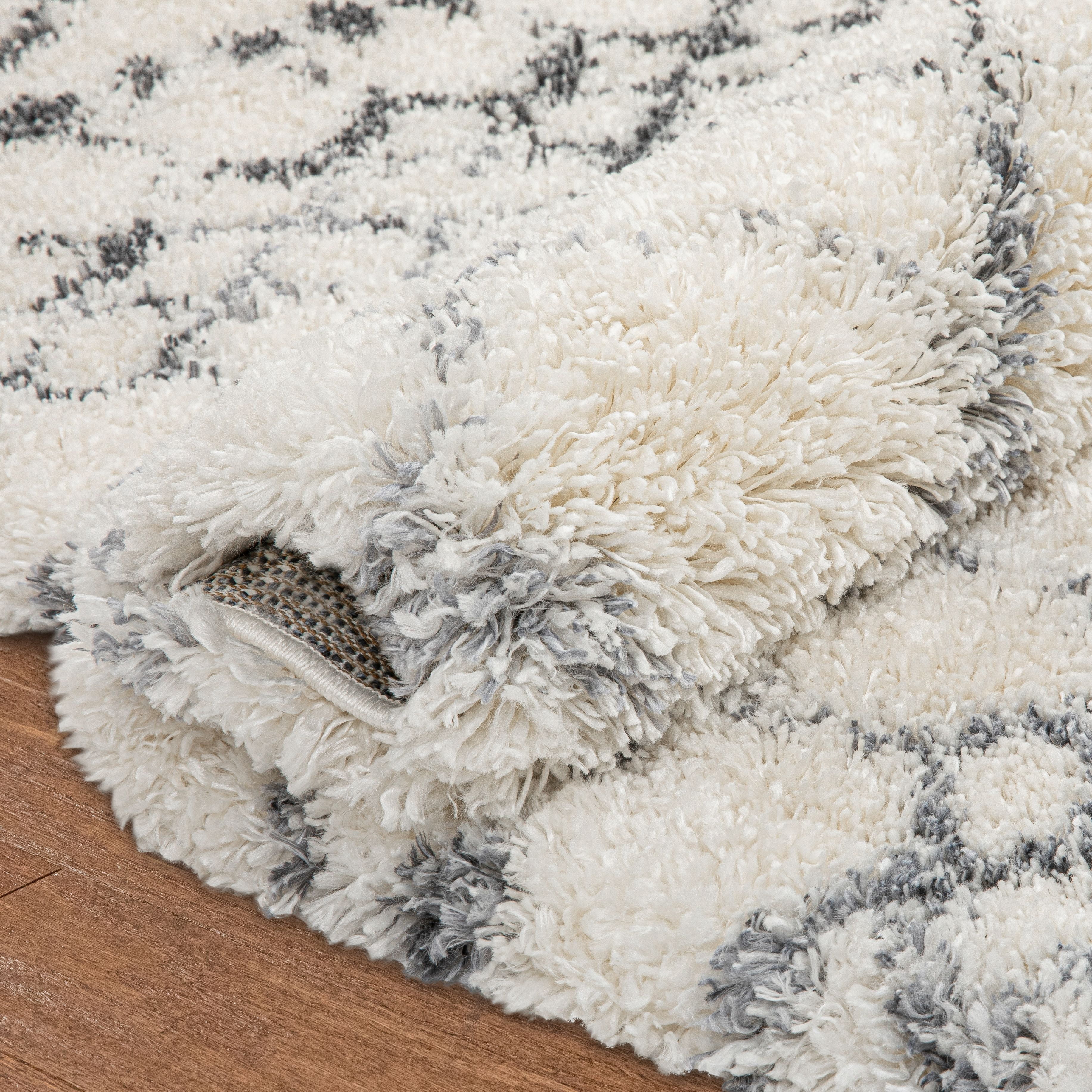 Well Woven Chloe Blossom Moroccan Trellis Ivory 5'3" x 7'3" Super Soft & Thick Shag Area Rug