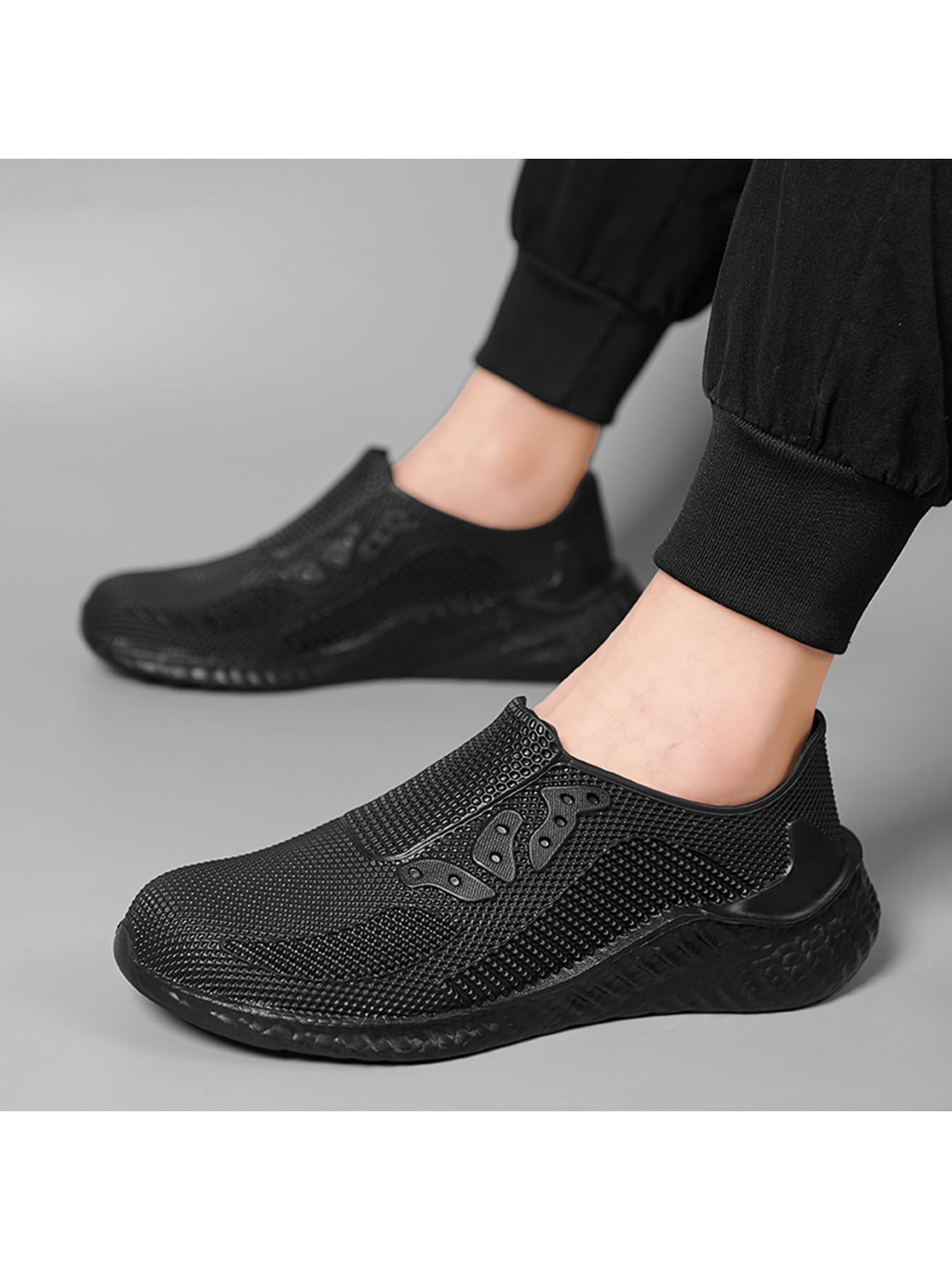 Oucaili Men Chef Shoes Kitchen Cook Oil-Resistant Non-Slip Safety Restaurant Working Clogs, Men's, Size: US 7, Black