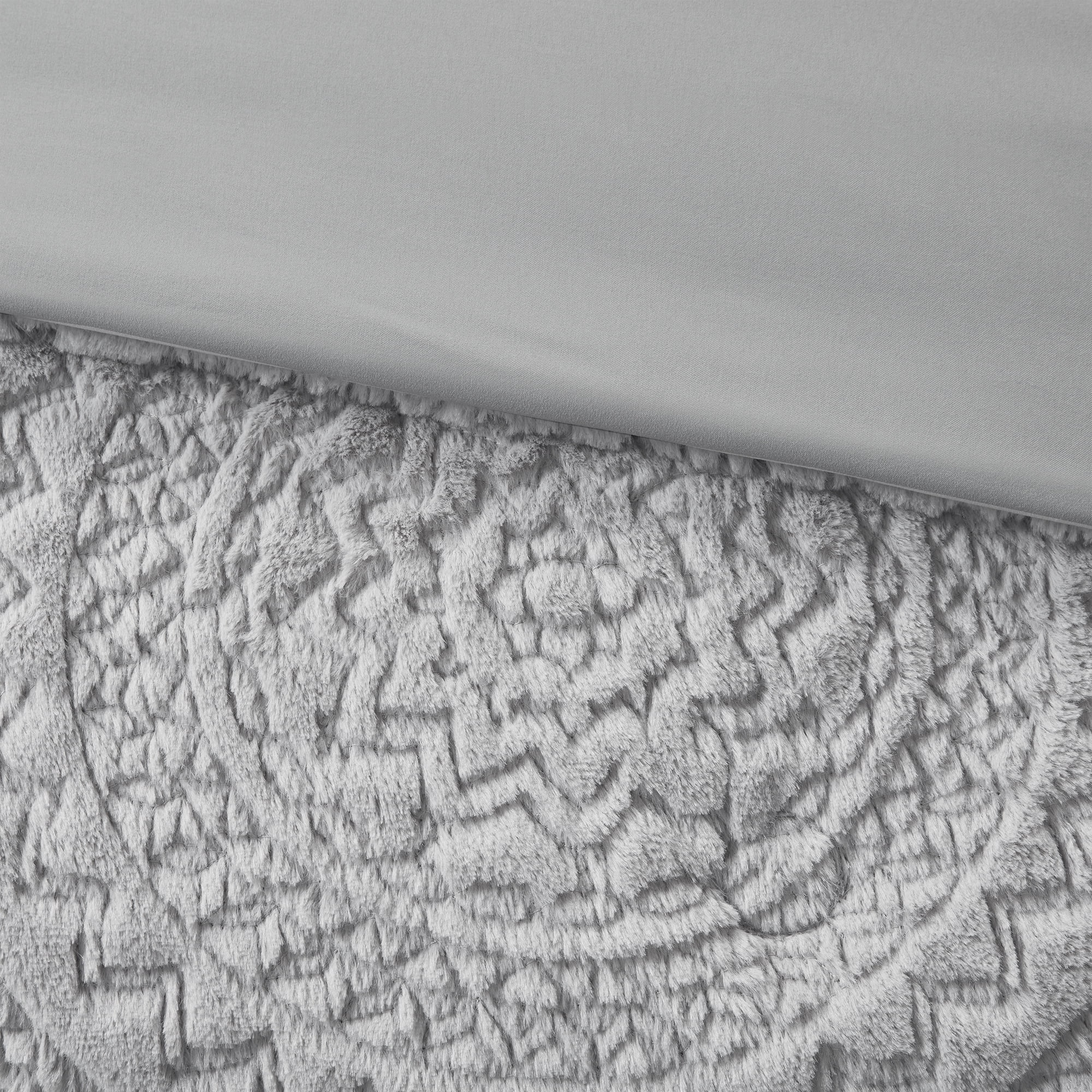 Better Homes & Gardens 3-piece Grey Embroidered Faux Fur Comforter Set, Full/Queen