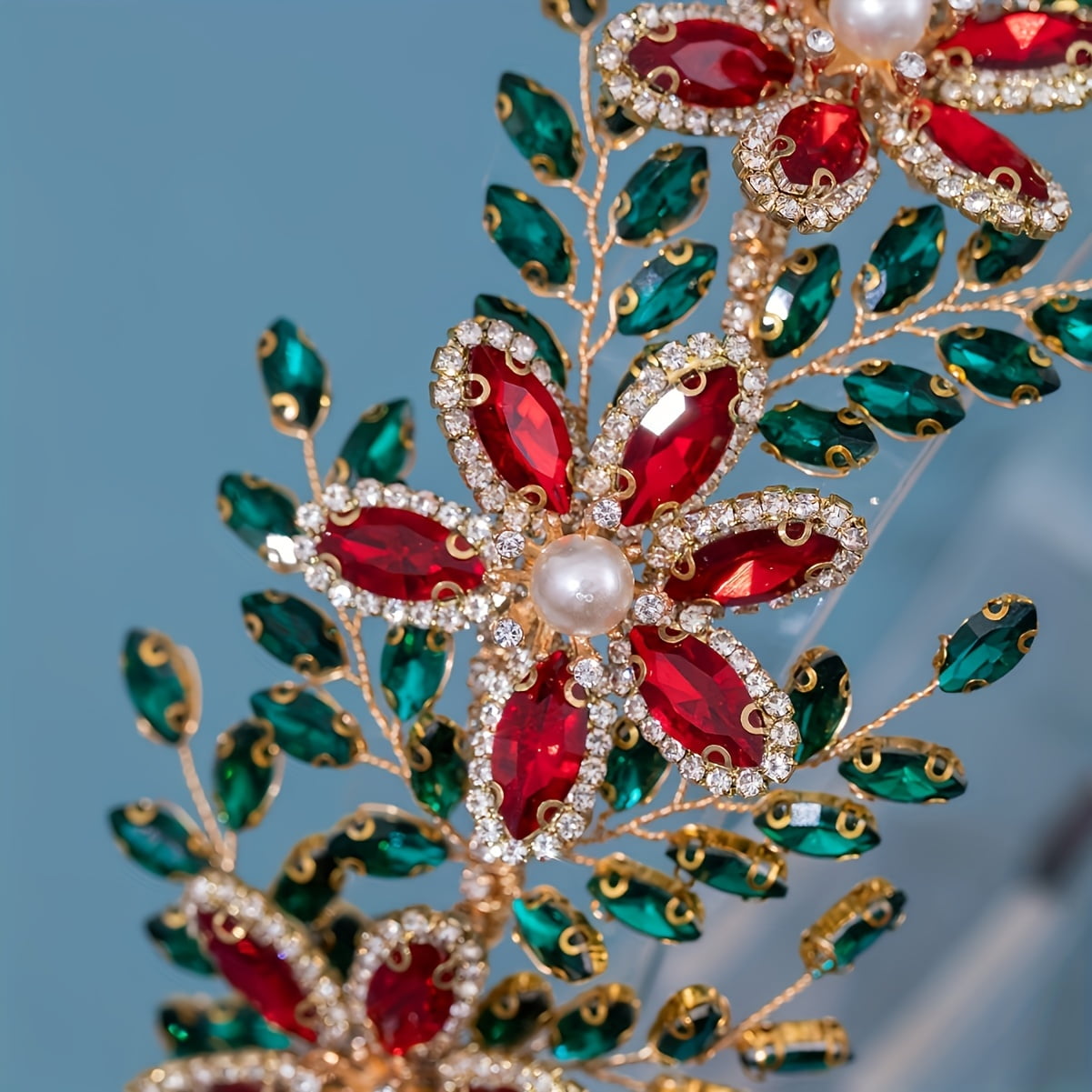 One Piece of Vintage Rhinestone Hairband, a Luxurious Handmade Crystal Hair Ornament, Featuring an Elegant Floral Design, Suitable for Bridal, Baroque, Prom, Birthday Celebrations, And Weddings.