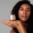 thumbnail image 3 of SHISEIDO SHISEIDO de Shiseido, Crema suavizante de arrugas Benefiance enriquecida - 75 ml/2,6 oz, 3 of 7