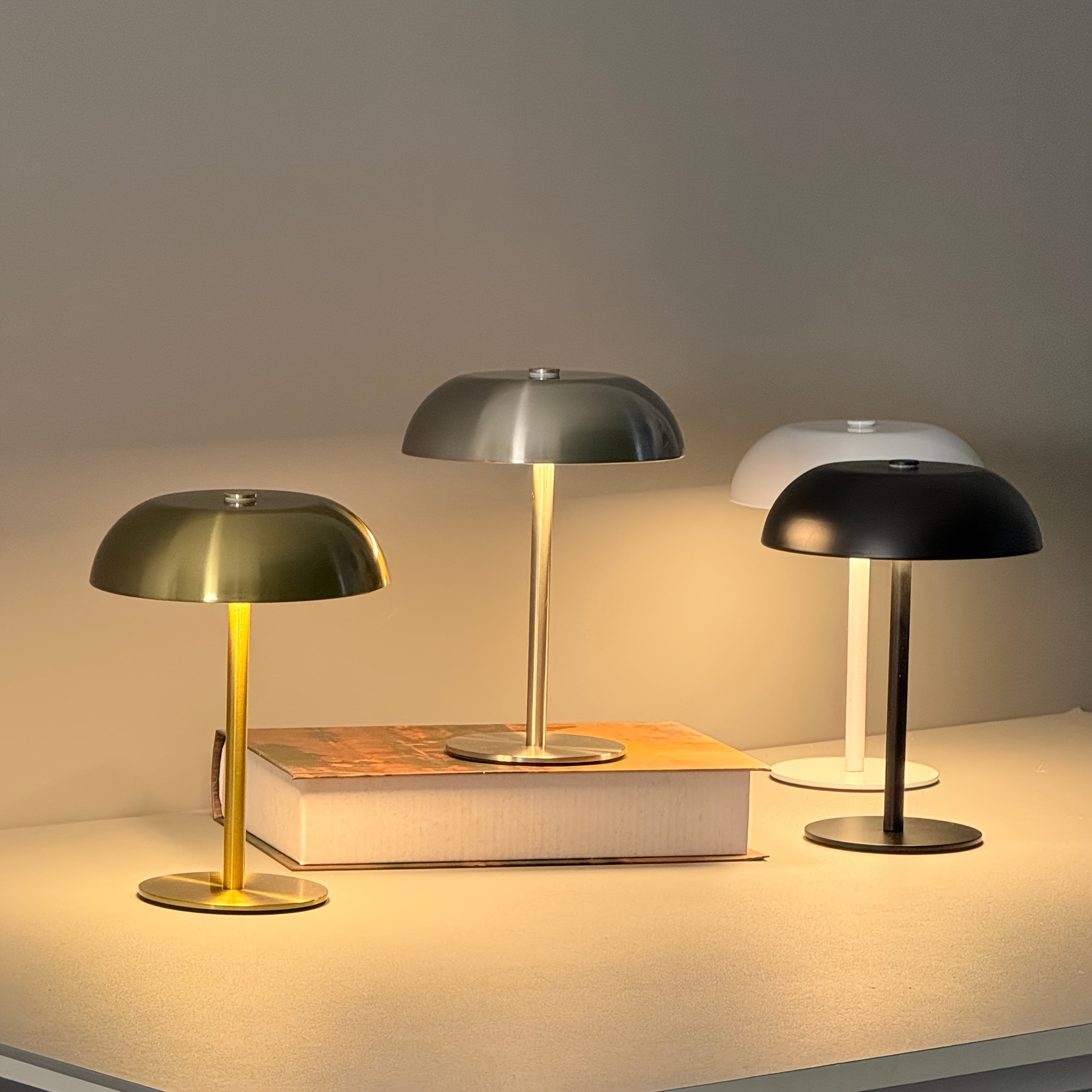 1pc Modern Minimalist Desk Lamp - Cordless Rechargeable Table Lamp with Touch Control, Adjustable Brightness & Color Temperature, Brushed Metal Base & Drum Shade, Battery-powered For Office