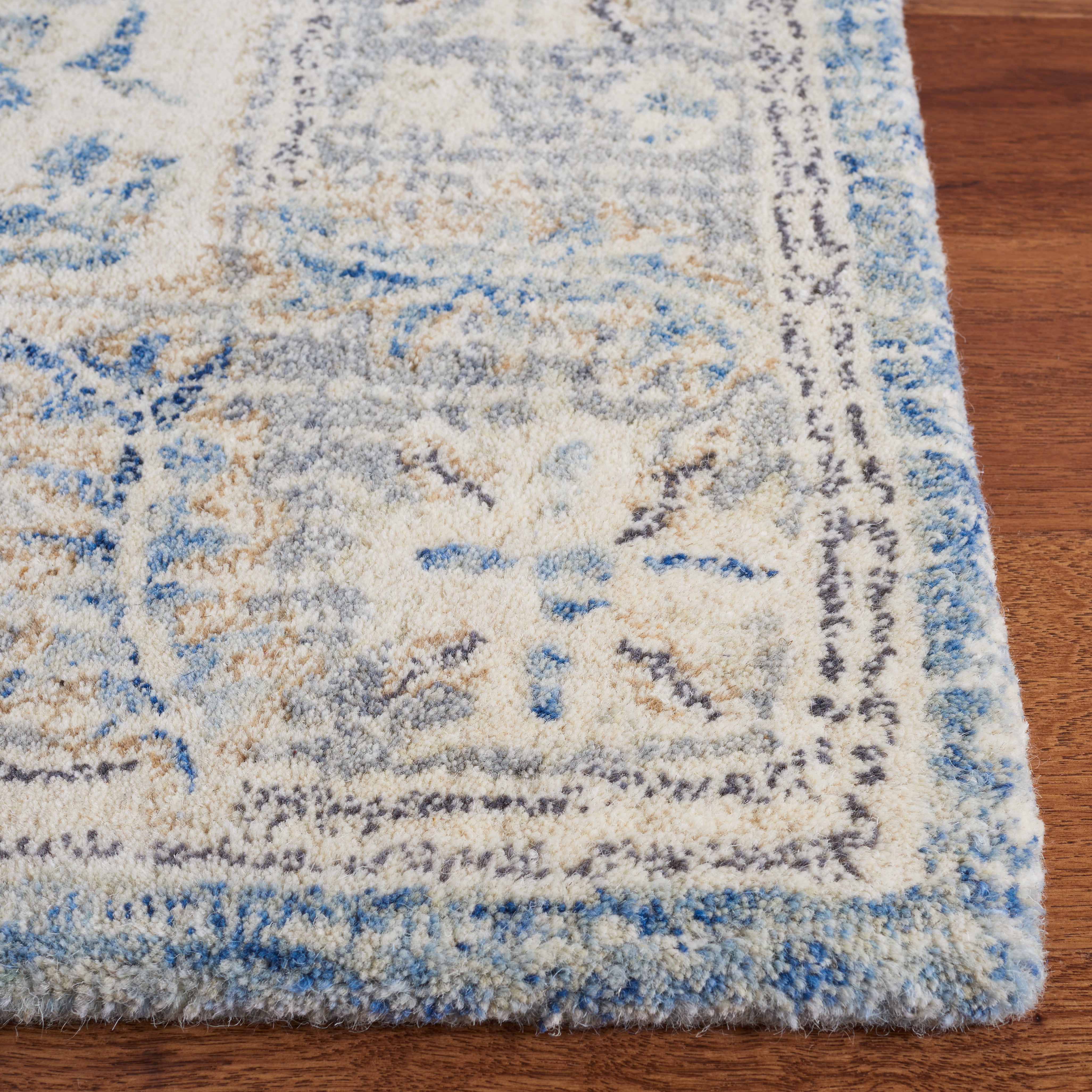 SAFAVIEH Metro Marion Medallion Area Rug, Light Grey/Ivory, 6' x 9'