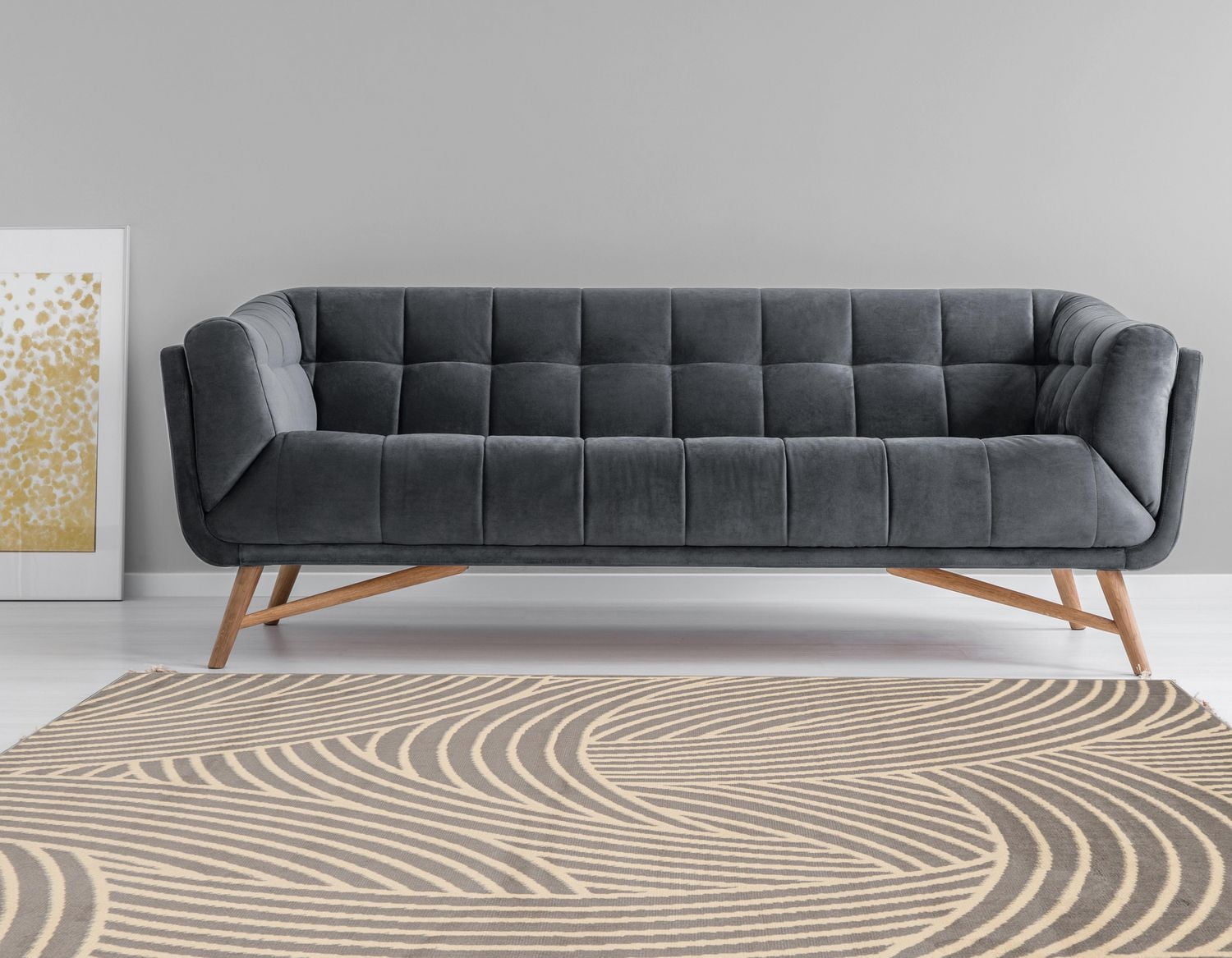 Capri Binya Light Grey & Bone 4' 3" x 7' 3" Area Rug
