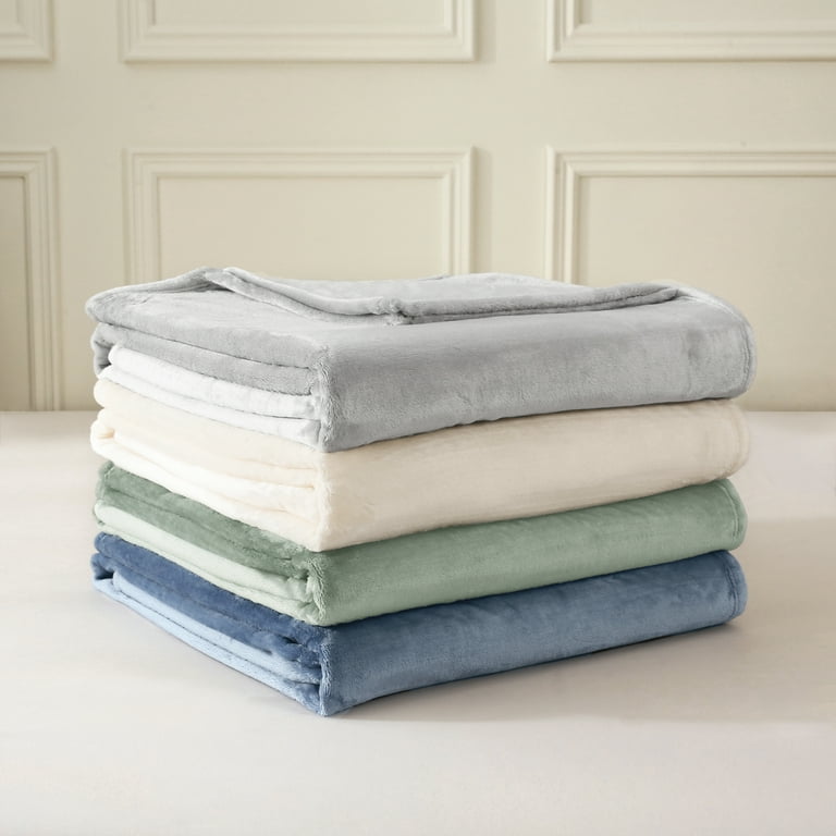 Better Homes & Gardens Luxury Velvet Plush Blanket, Solid Silver,  Full/Queen size, Adult/Teen