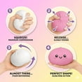 thumbnail image 4 of Juguete squishy Partymelon Dumpling, set de 2 piezas en rosa y blanco, 4 of 6