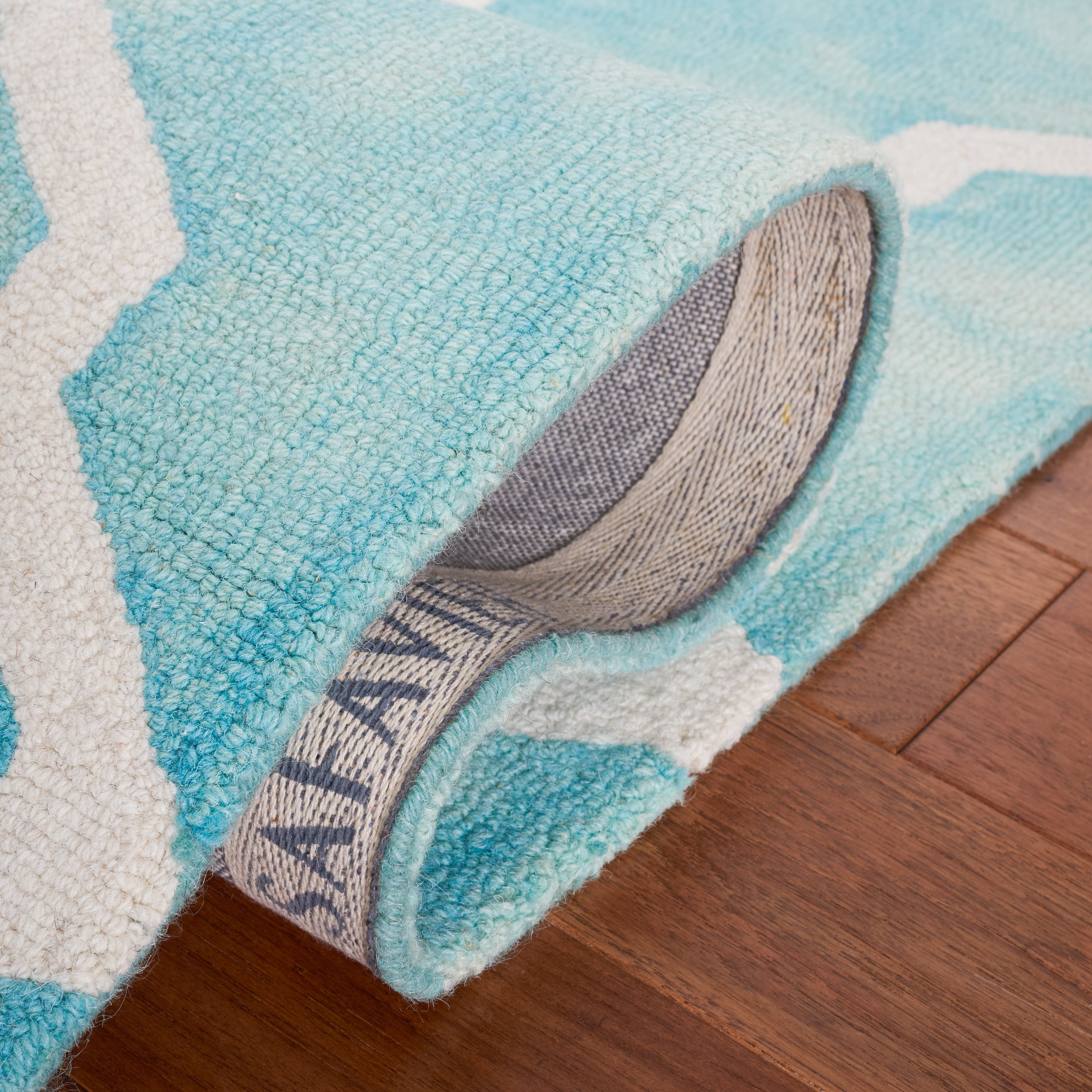 Safavieh Dip Dye Altan Distressed Wool Area Rug, Turquoise/Ivory, 7' x 7' Round